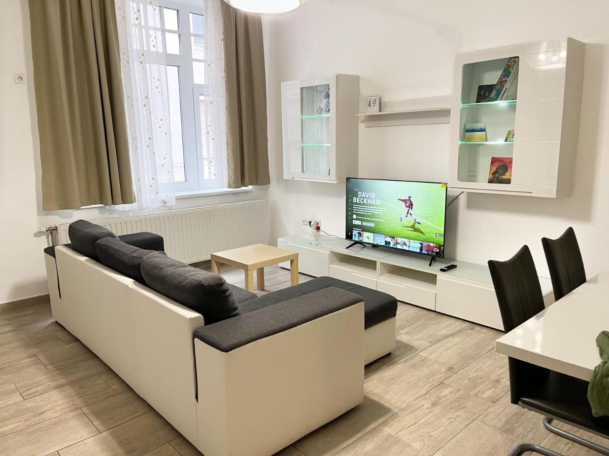 Majestic Residency - 3 Bedrooms Apartment Budapest Luaran gambar