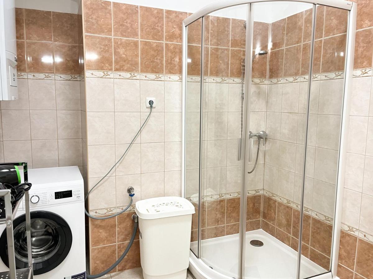 Majestic Residency - 3 Bedrooms Apartment Budapest Luaran gambar